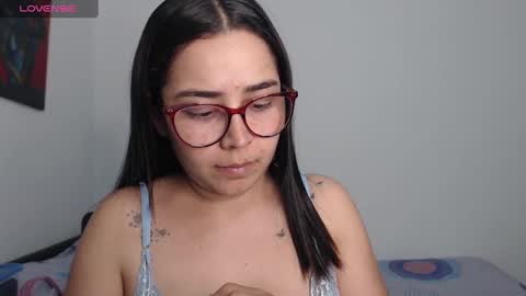 Snapshot of isemma chatting on 12/18/24, 03:37 Emma online show from 12/18/24, 03:37