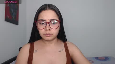 Snapshot of isemma chatting on 01/03/25, 03:27 Emma online show from 01/03/25, 03:27