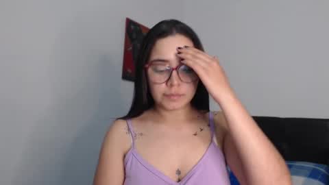 Snapshot of isemma chatting on 01/22/25, 03:20 Emma online show from 01/22/25, 03:20