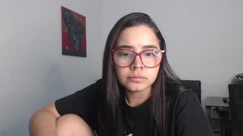 Snapshot of isemma chatting on 02/09/25, 03:22 Emma online show from 02/09/25, 03:22