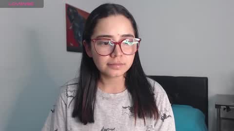 Snapshot of isemma chatting on 02/17/25, 03:25 Emma online show from 02/17/25, 03:25