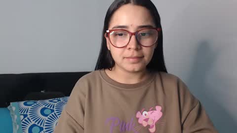 Snapshot of isemma chatting on 02/28/25, 03:04 Emma online show from 02/28/25, 03:04