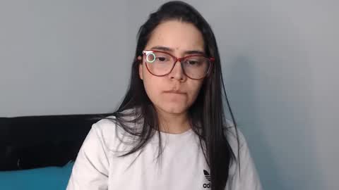 Snapshot of isemma chatting on 03/07/25, 03:08 Emma online show from 03/07/25, 03:08