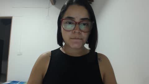 Snapshot of isemma chatting on 09/11/25, 03:28 Emma online show from 09/11/25, 03:28