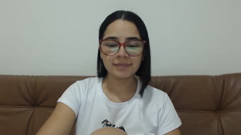 Snapshot of isemma chatting on 10/04/25, 03:48 Emma online show from 10/04/25, 03:48