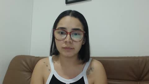 Snapshot of isemma chatting on 10/09/25, 03:37 Emma online show from 10/09/25, 03:37