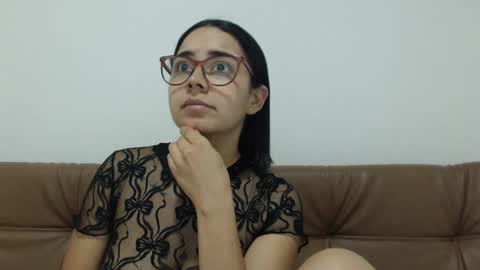 Snapshot of isemma chatting on 11/08/25, 03:07 Emma online show from 11/08/25, 03:07