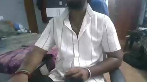 Snapshot of isha147 chatting on 06/01/26, 09:22 Horny boy online show from 06/01/26, 09:22
