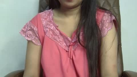 ishika_ishu online show from 10/18/25, 05:43