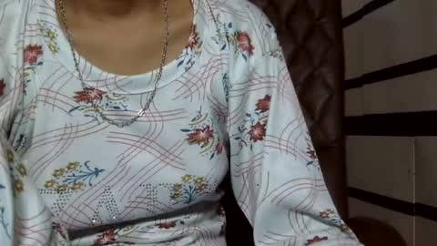 Snapshot of ishika_ishu chatting on 07/14/26, 04:17 ishika_ishu online show from 07/14/26, 04:17
