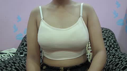ishika_singh_ online show from 07/28/26, 01:56
