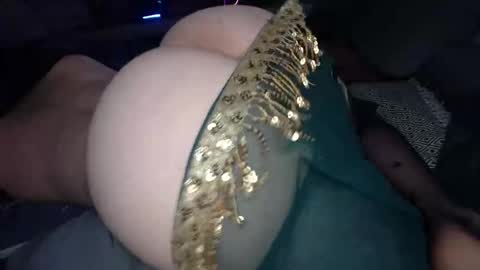 ishtarea online show from 10/27/25, 12:58