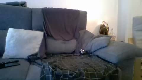 isi99999 online show from 01/04/25, 04:11