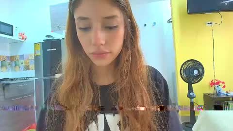 Snapshot of isis_pink chatting on 04/30/26, 03:40 Alaya online show from 04/30/26, 03:40