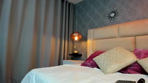 Isis online show from 01/26/25, 09:51