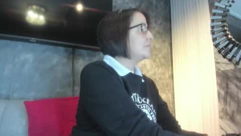 Isis online show from 03/25/26, 02:28