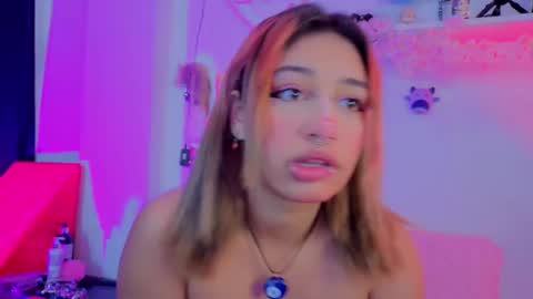 Isisjones18 online show from 11/27/25, 07:38