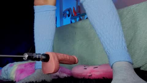 Isisjones18 online show from 02/15/26, 05:26