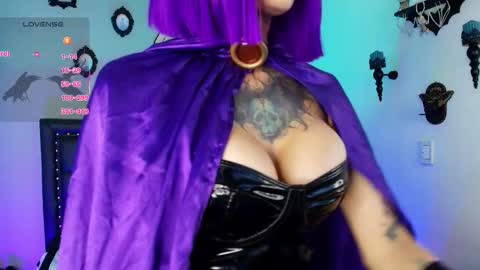 Isis Raichu online show from 01/06/26, 07:17