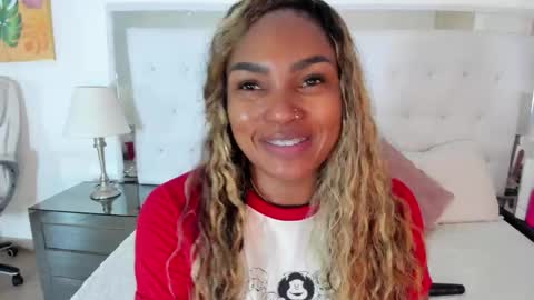 Vanessa online show from 05/11/26, 11:27