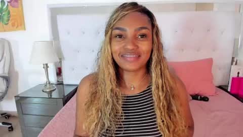 Vanessa online show from 05/12/26, 11:40