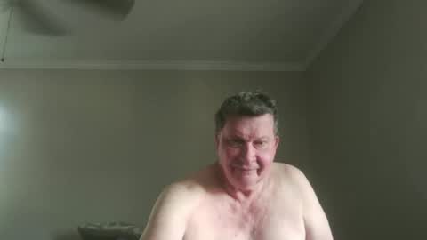 Snapshot of island625103 chatting on 09/14/25, 04:17 island625103 online show from 09/14/25, 04:17