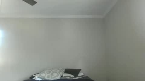 Snapshot of island625103 chatting on 09/15/25, 03:34 island625103 online show from 09/15/25, 03:34