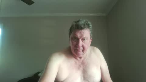 Snapshot of island625103 chatting on 09/22/25, 03:03 island625103 online show from 09/22/25, 03:03