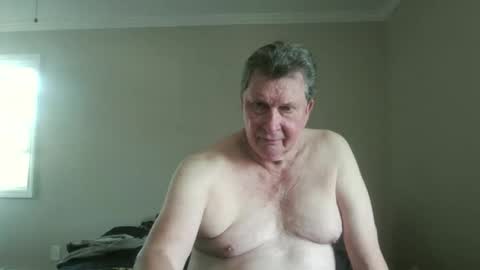 Snapshot of island625103 chatting on 09/23/25, 05:38 island625103 online show from 09/23/25, 05:38