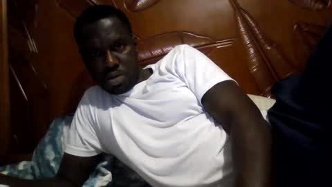 islandbey242 online show from 05/20/26, 04:29