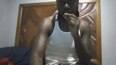 islandbey242 online show from 06/18/26, 09:47