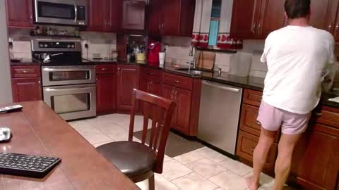 Jim online show from 09/10/25, 08:03