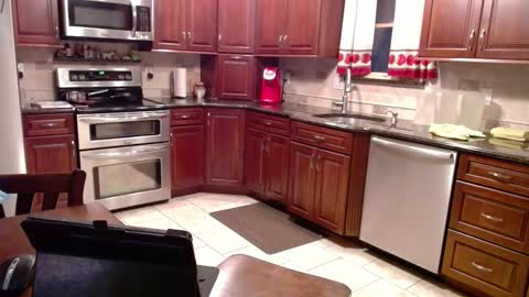 Jim online show from 10/08/25, 10:40