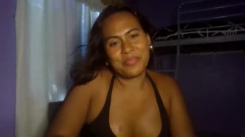 IslandVelvet online show from 12/23/25, 04:54