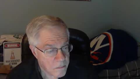 islesman22 online show from 12/15/25, 02:05