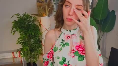 Emilia online show from 02/14/26, 06:10