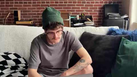 isocialmedia online show from 03/03/26, 03:07