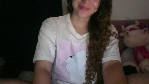 Snapshot of issa30213 chatting on 05/08/26, 03:34 Issa online show from 05/08/26, 03:34