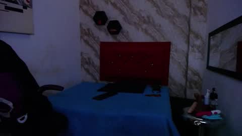 issa online show from 01/09/26, 12:52