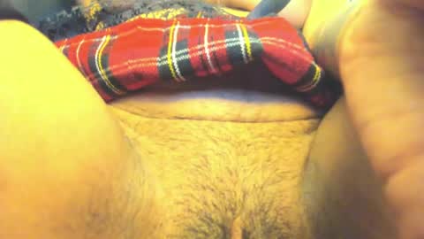 INSTAGRAM issabella18   TWITTER issa latin online show from 12/28/24, 08:05