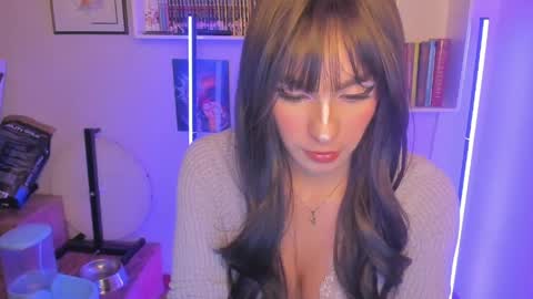 INSTAGRAM issabella18   TWITTER issa latin online show from 05/02/26, 04:28