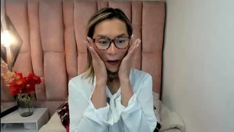 ISSA MILF online show from 07/09/26, 01:26