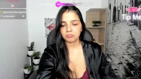 Issa  online show from 06/03/26, 02:33