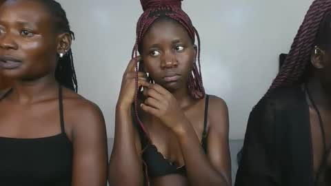 Snapshot of issa_sky1 chatting on 01/11/26, 08:03 Sky online show from 01/11/26, 08:03