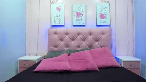 Issa  online show from 10/16/25, 03:18