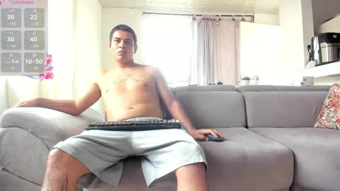 Isabella  online show from 10/03/25, 06:49