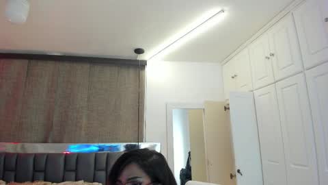 Iseey online show from 02/10/25, 06:42