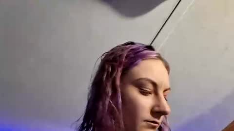 Snapshot of issyamazin667 chatting on 01/13/26, 02:11 Girlnextdoor online show from 01/13/26, 02:11