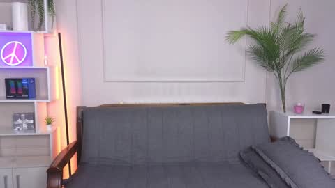 Maks online show from 01/17/25, 12:42