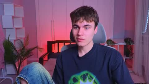 Maks online show from 02/03/25, 10:03